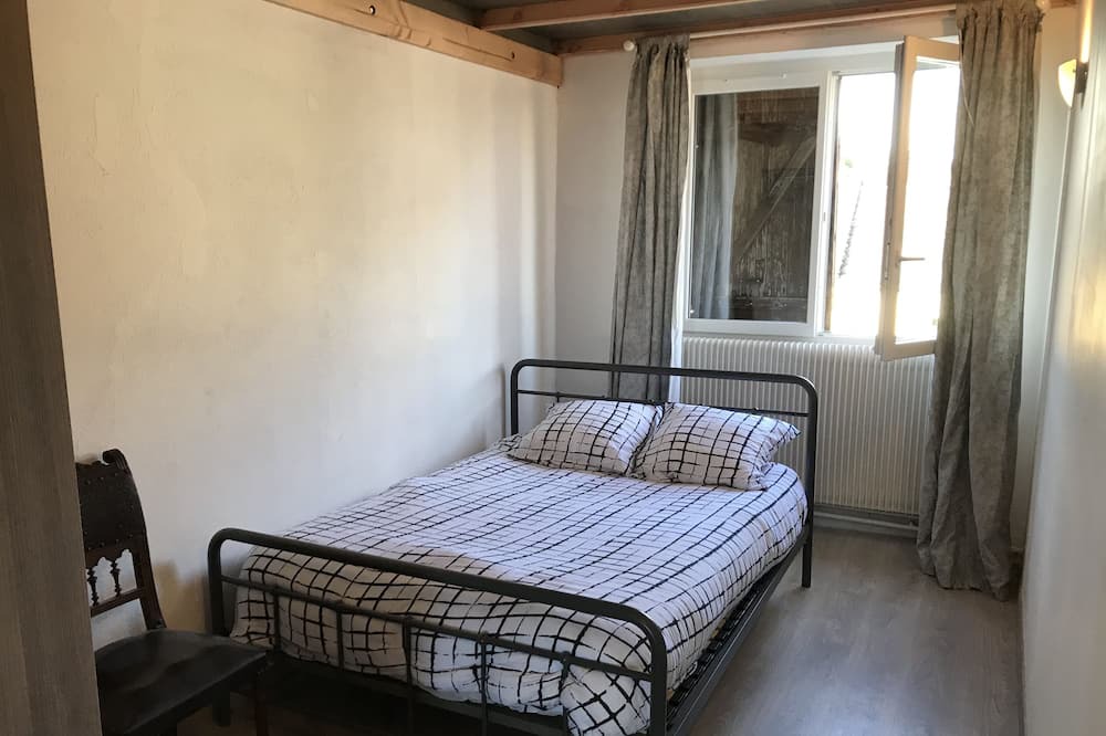 Photo of Bedroom in Ouroux-en-Morvan
