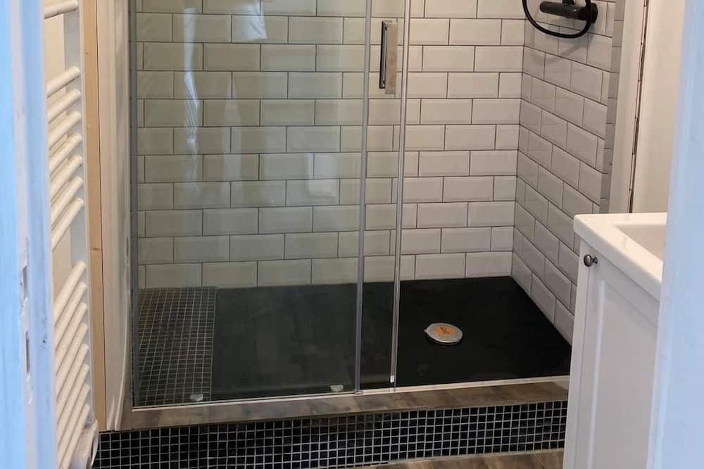 Photo of Bathroom in Saint-Satur