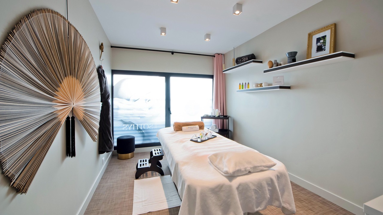 Photo of Bedroom in Antibes City Centre