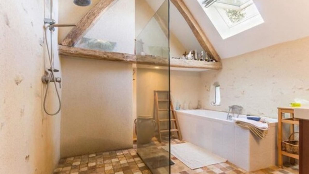 Photo of Bathroom in Livry