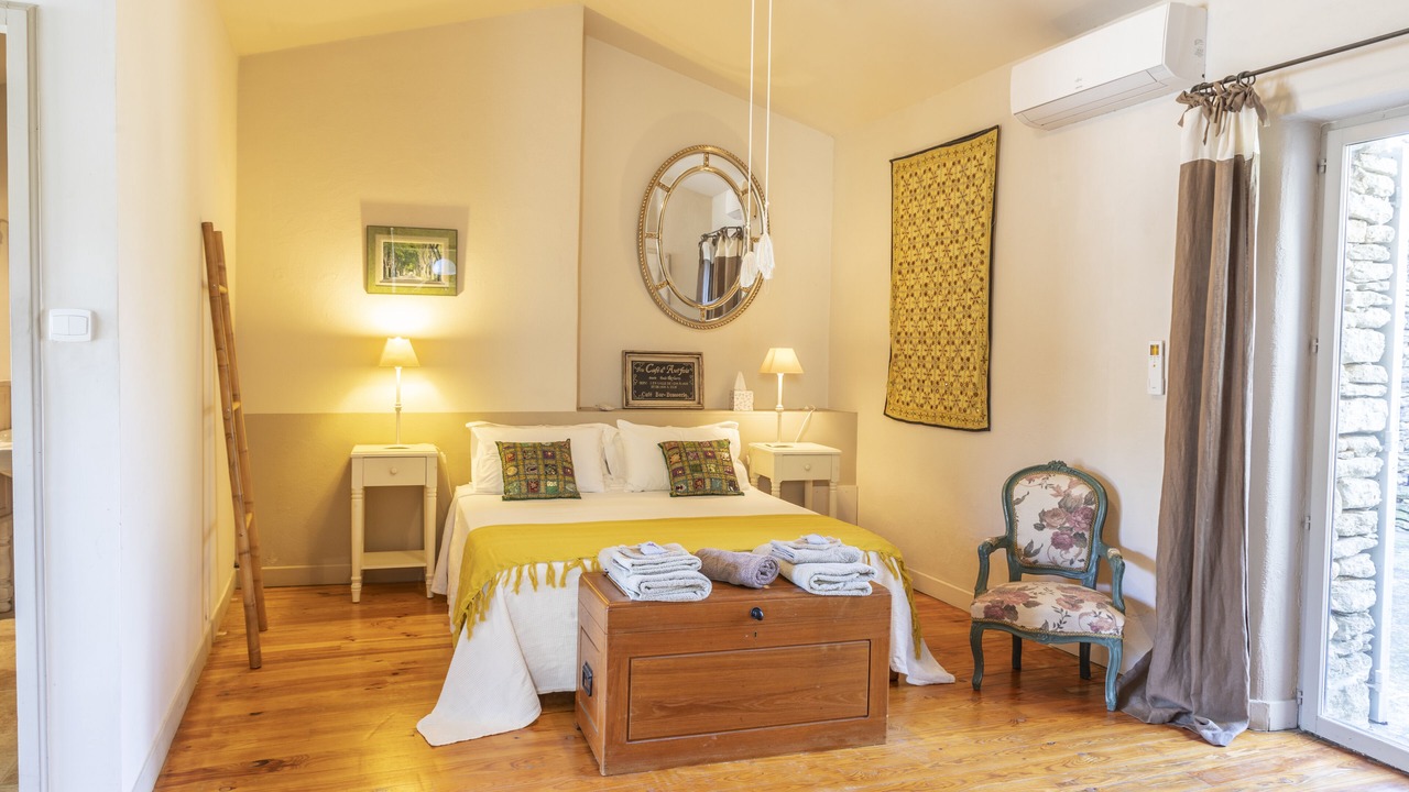 Photo of Bedroom in Cabrieres-d'Avignon