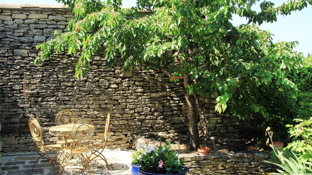 Photo of Outdoor in Cabrieres-d'Avignon