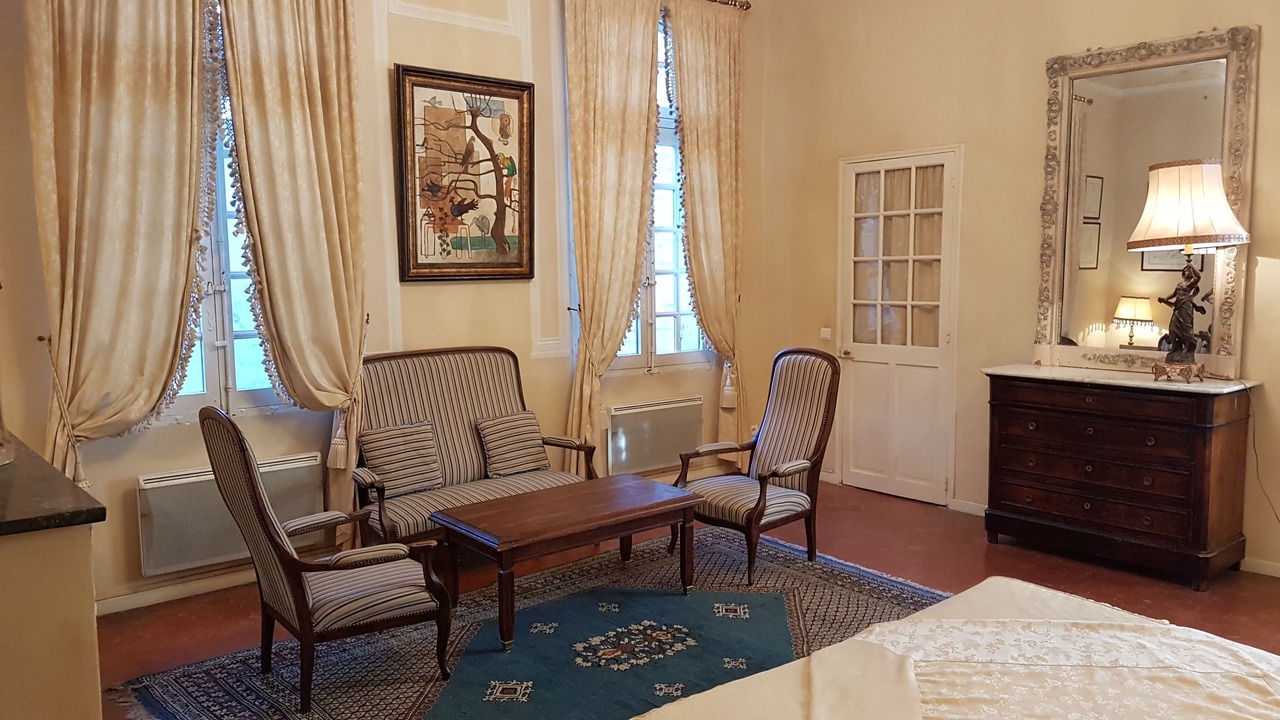 Photo of Bedroom in Mazarin Quarter