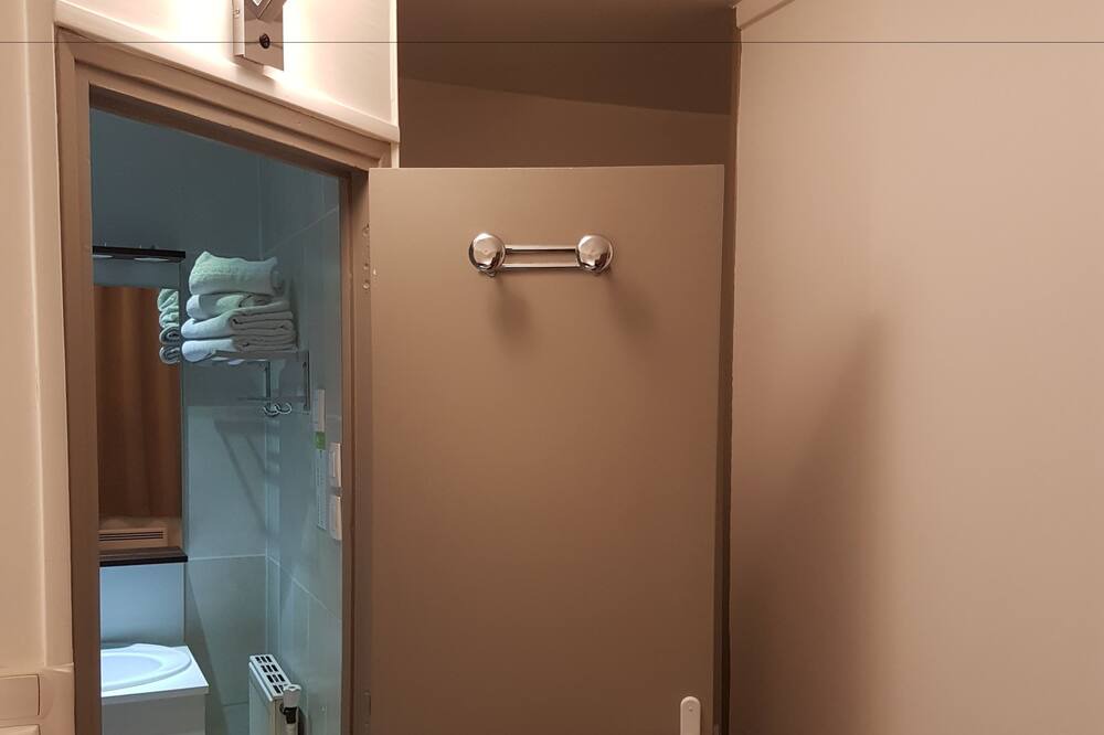 Photo of Bedroom in Nevers