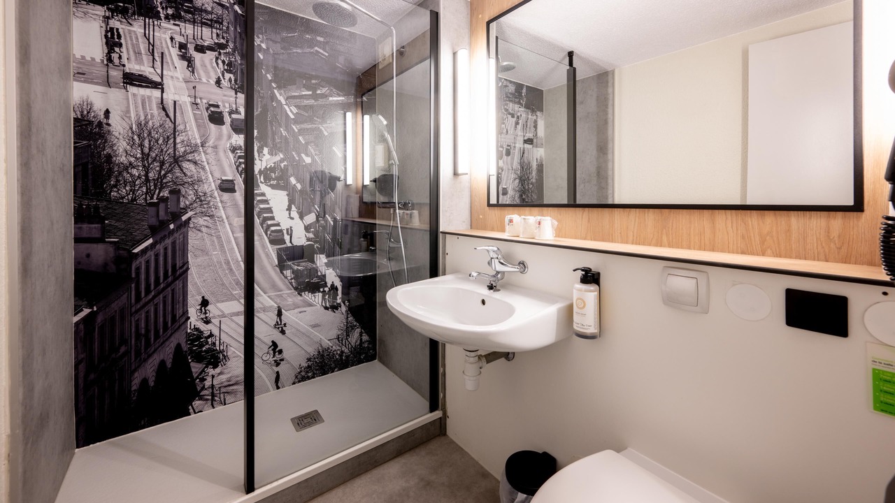Photo of Bathroom in Le Bouscat