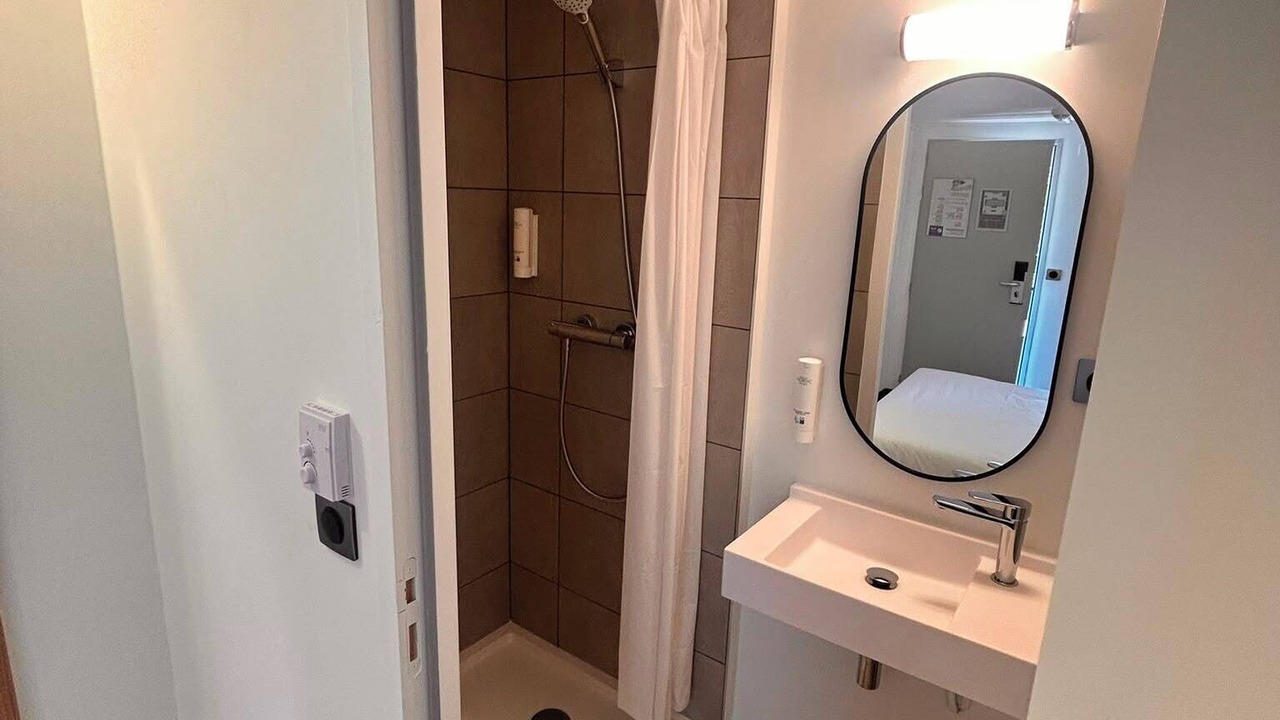 Photo of Bathroom in Montfavet