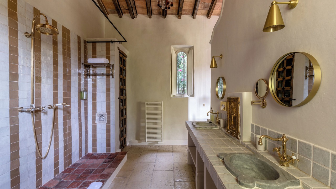 Photo of Bathroom in Paradou
