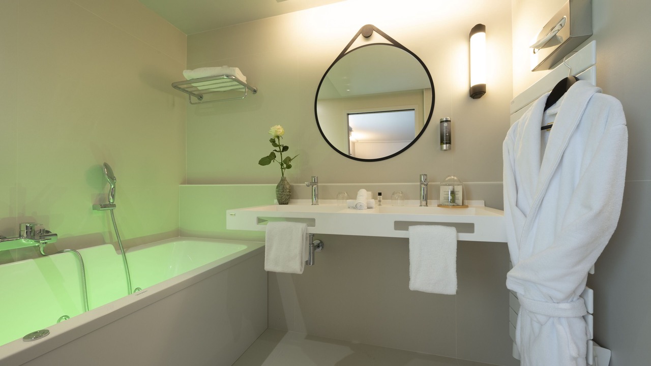 Photo of Bathroom in La Rochelle City Centre