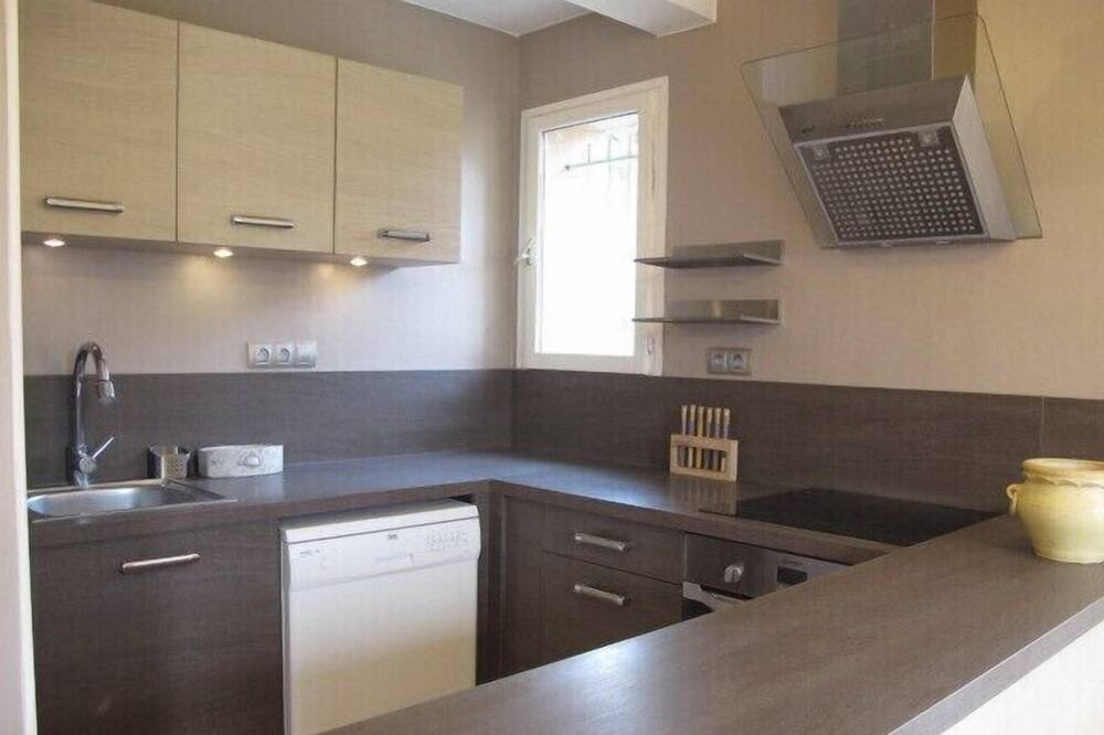 Photo of Kitchen in Malaucene