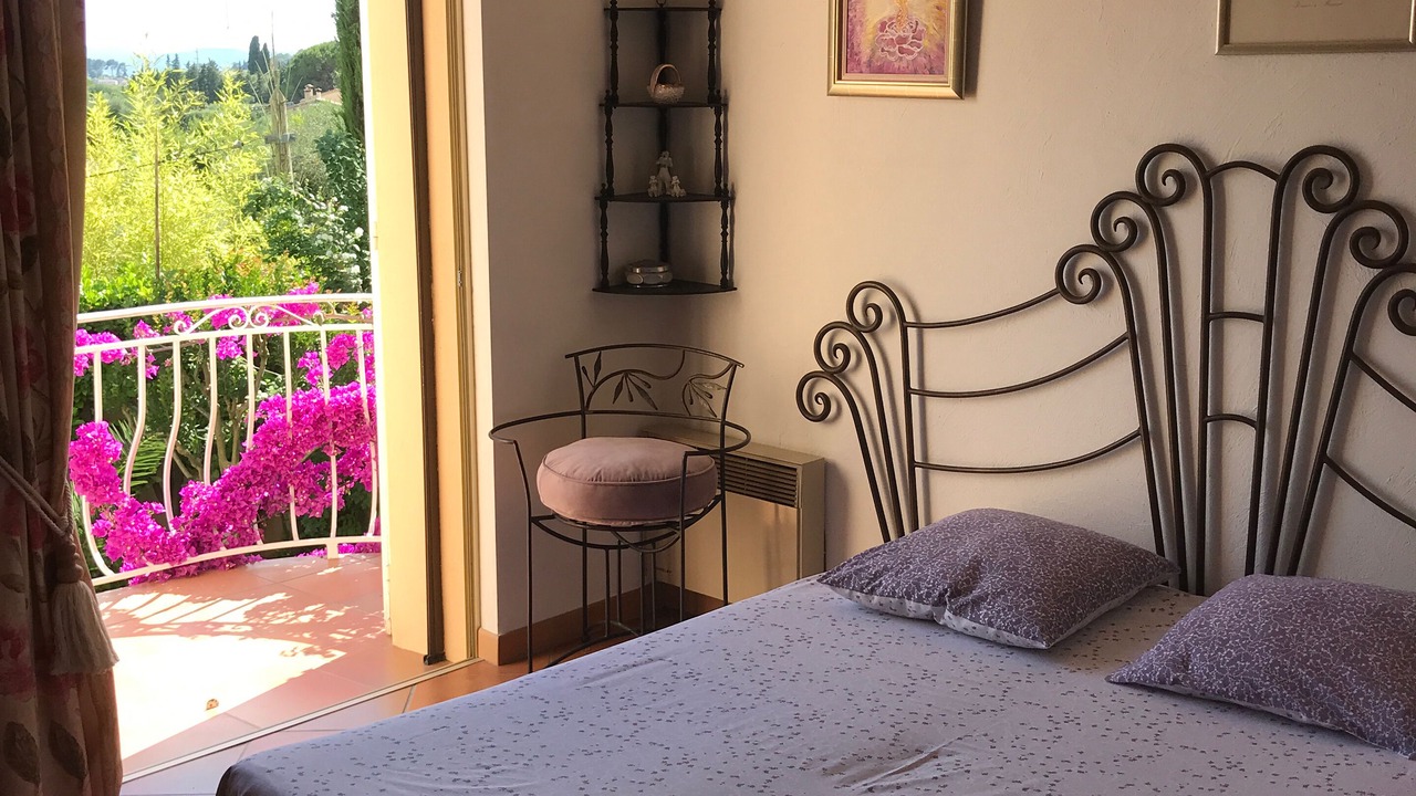 Photo of Bedroom in Grasse
