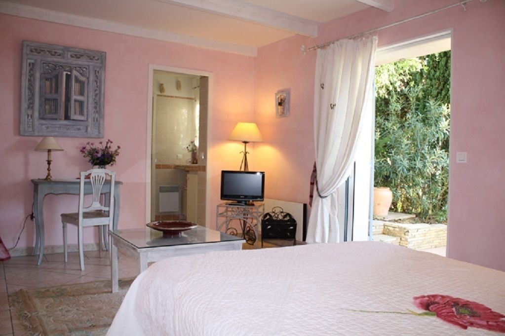 Photo of Bedroom in Ventabren