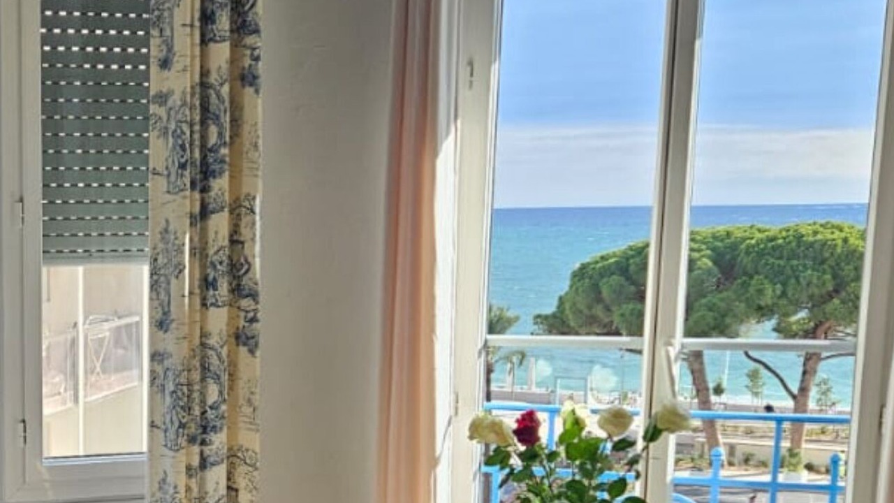 Photo of Bedroom in Juan-les-Pins