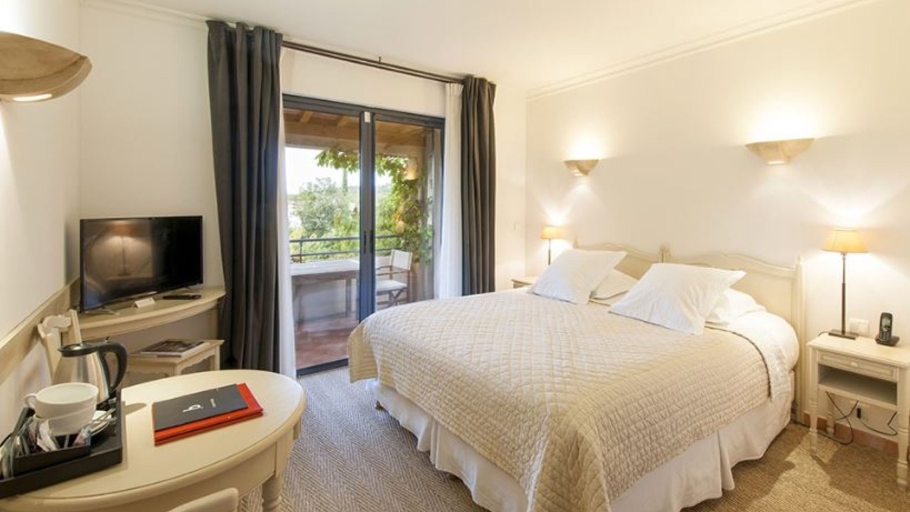Photo of Bedroom in Paradou