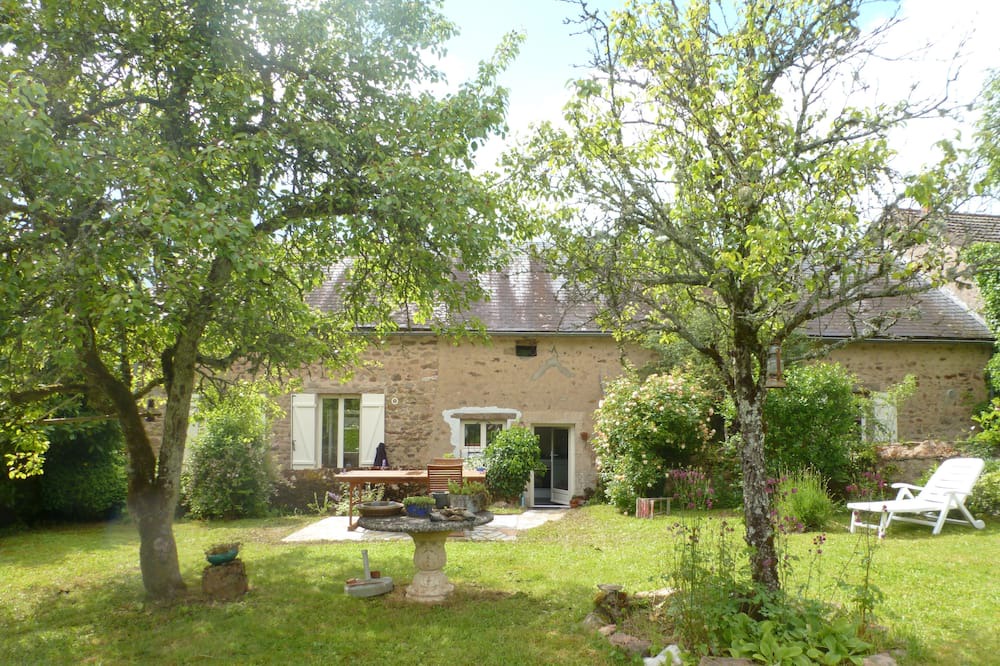 Photo of Outdoor in Blismes
