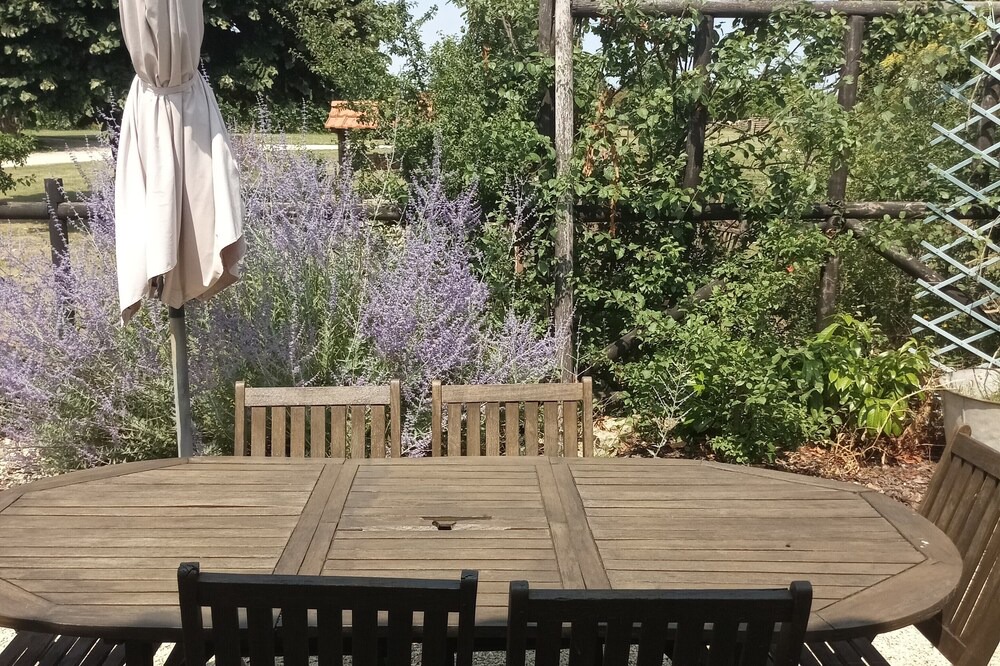 Photo of Outdoor in Hanc