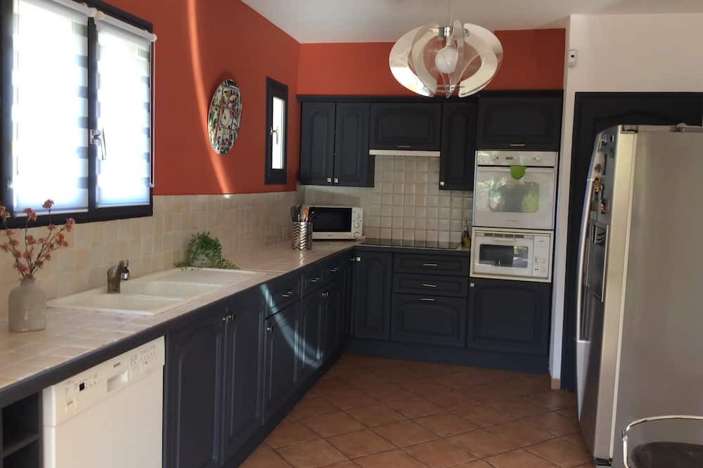 Photo of Kitchen in Le Beausset