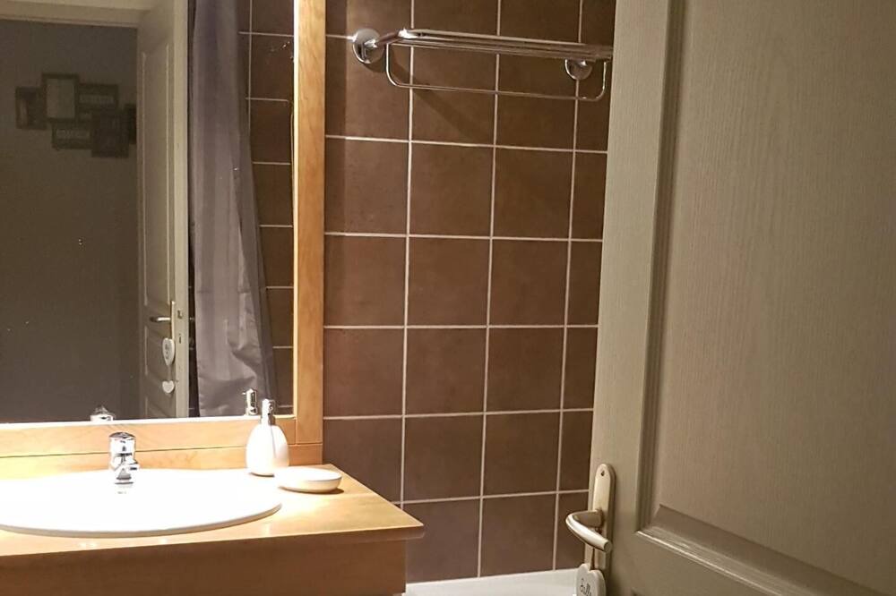 Photo of Bathroom in Albiez-le-Vieux