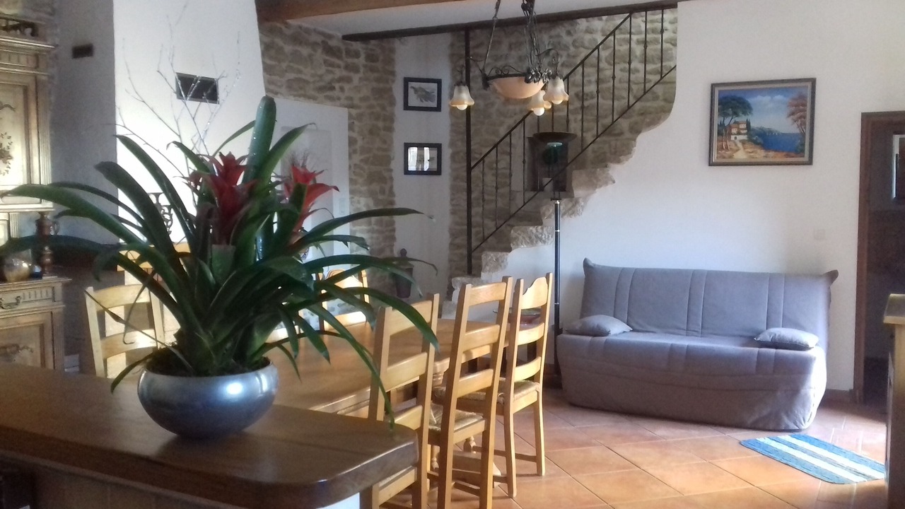 Photo of Livingroom in Cabrieres-d'Avignon