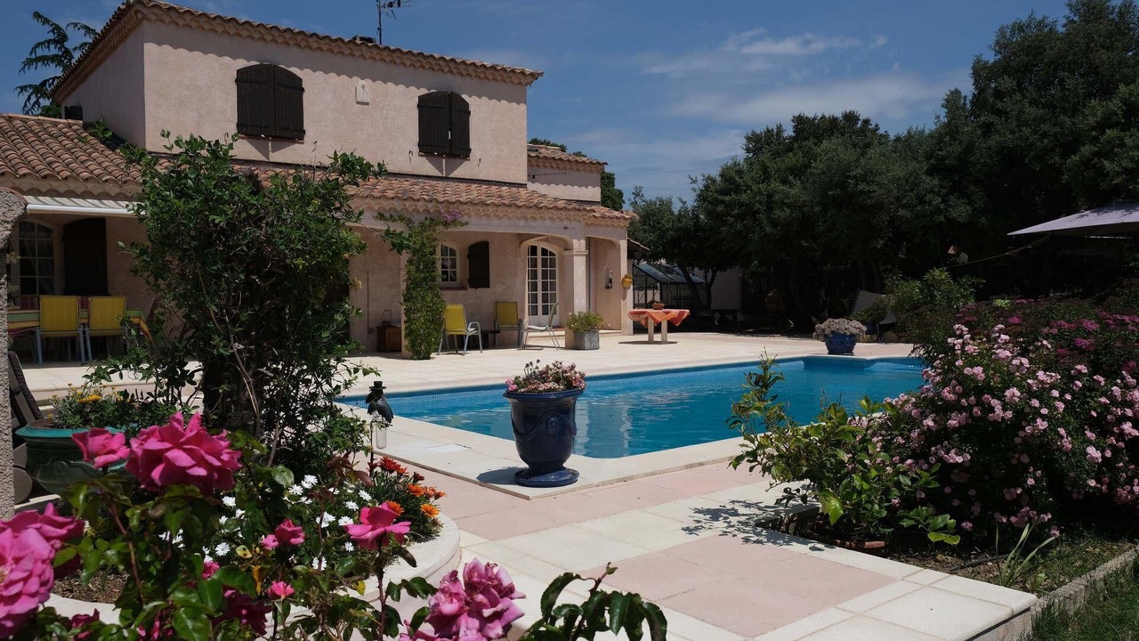 Photo of Outdoor in Aureille