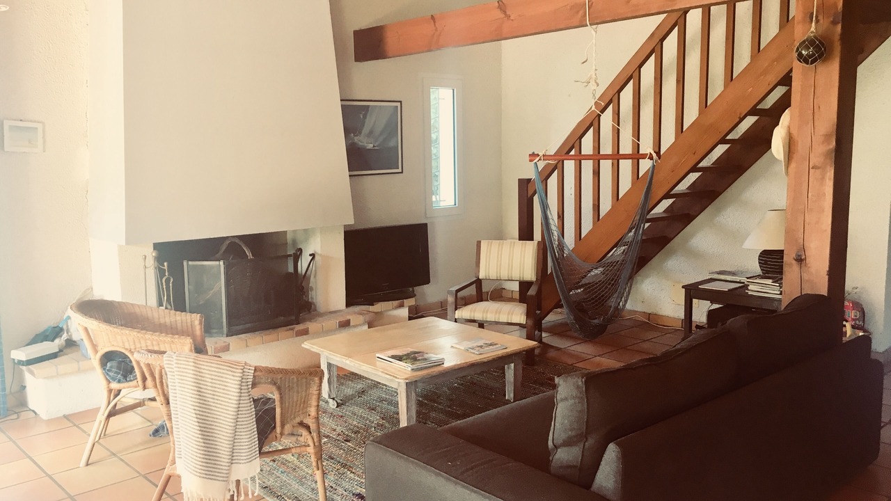 Photo of Livingroom in Le Canon