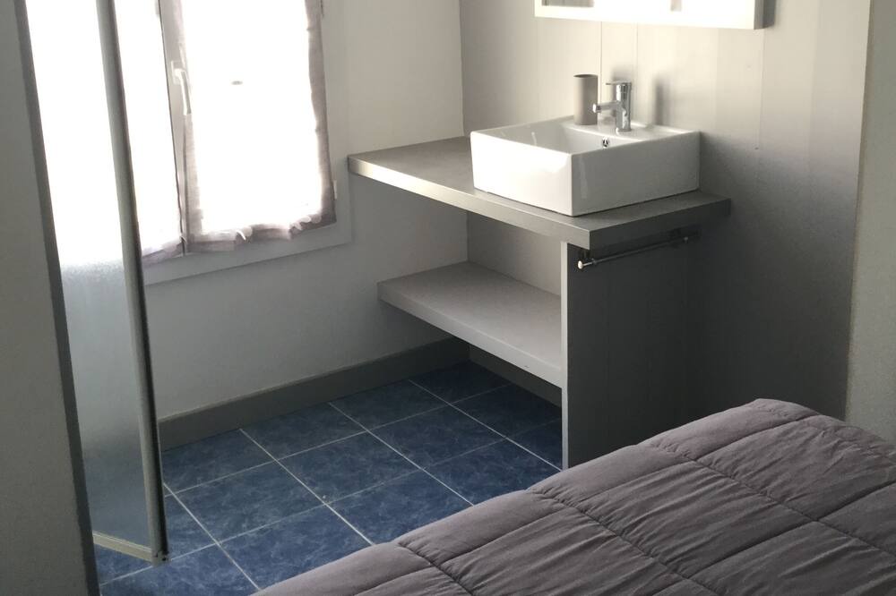 Photo of Bathroom in Saint-Clement-des-Baleines