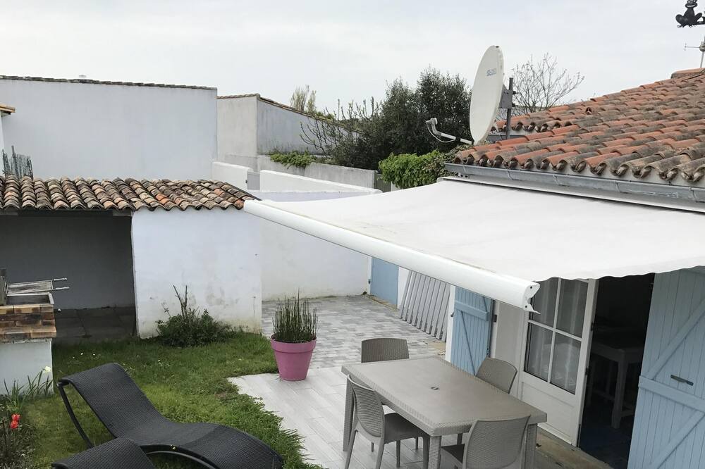 Photo of Patio Balcony in Saint-Clement-des-Baleines