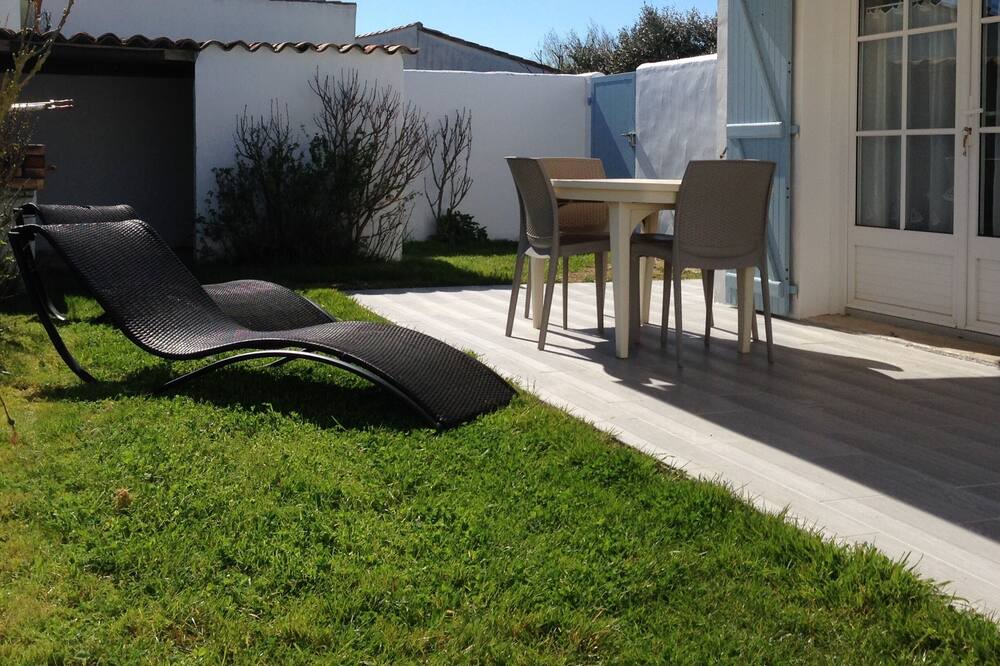 Photo of Patio Balcony in Saint-Clement-des-Baleines
