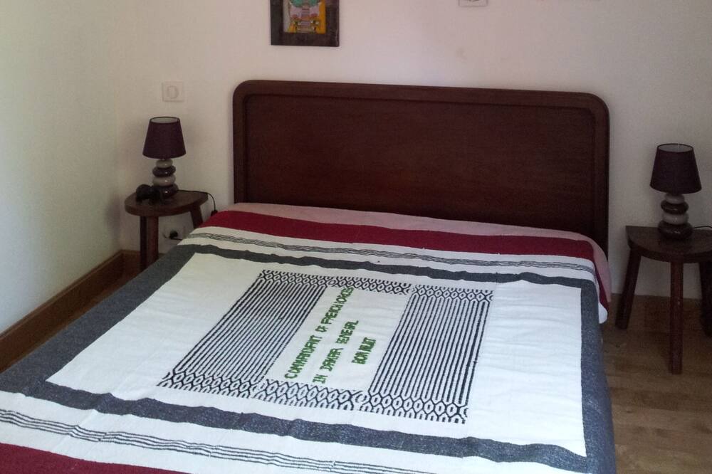 Photo of Bedroom in Grezes