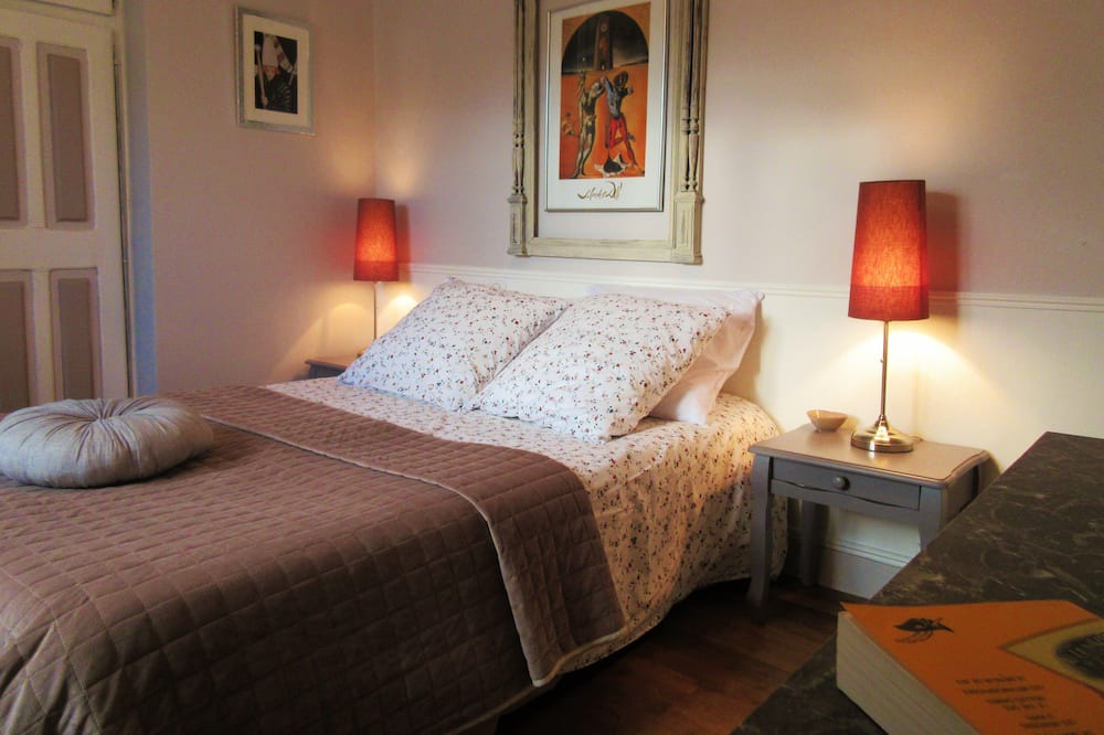 Photo of Bedroom in Eyliac