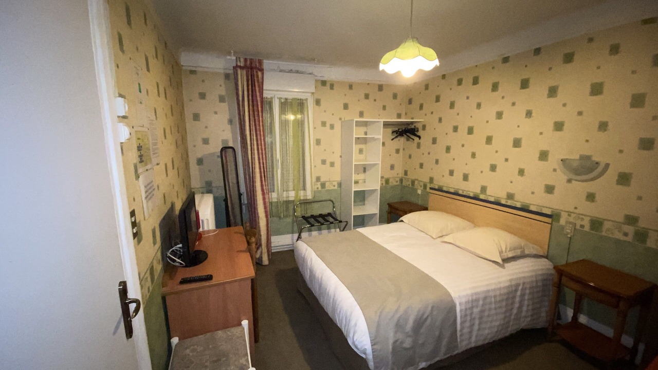 Photo of Bedroom in Nevers