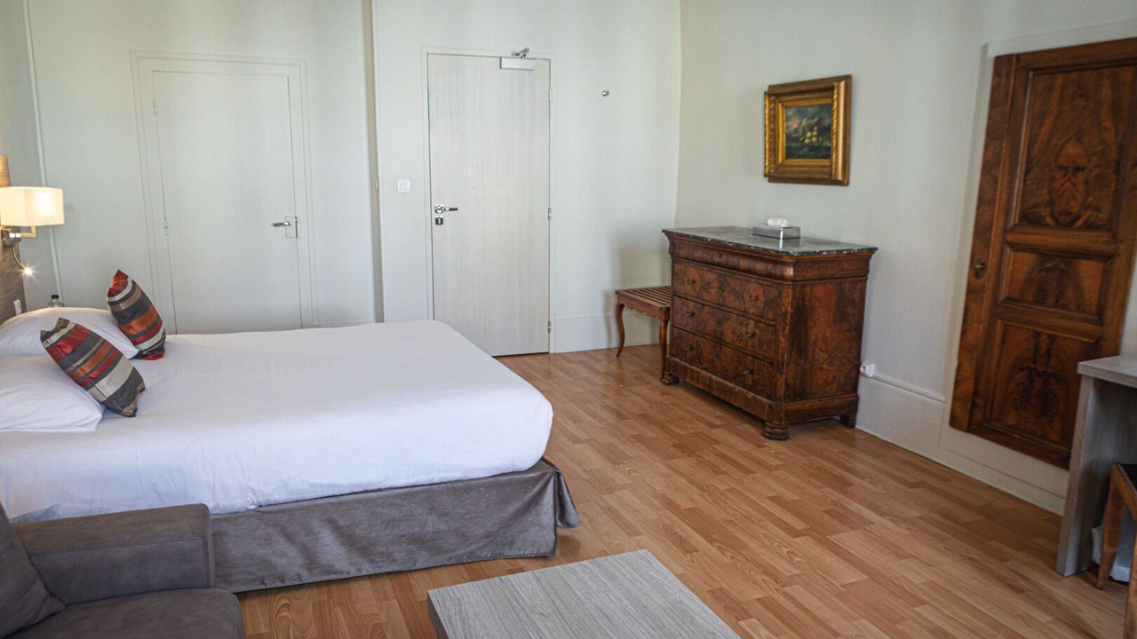 Photo of Bedroom in Pouilly-en-Auxois