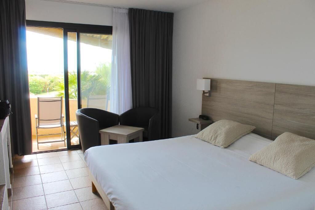 Photo of Bedroom in Saintes-Maries-de-la-Mer