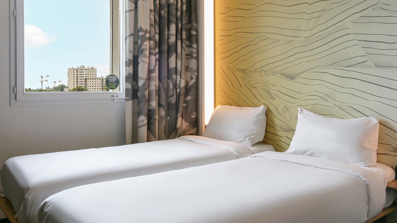 Photo of Bedroom in Chanot - Stade Velodrome