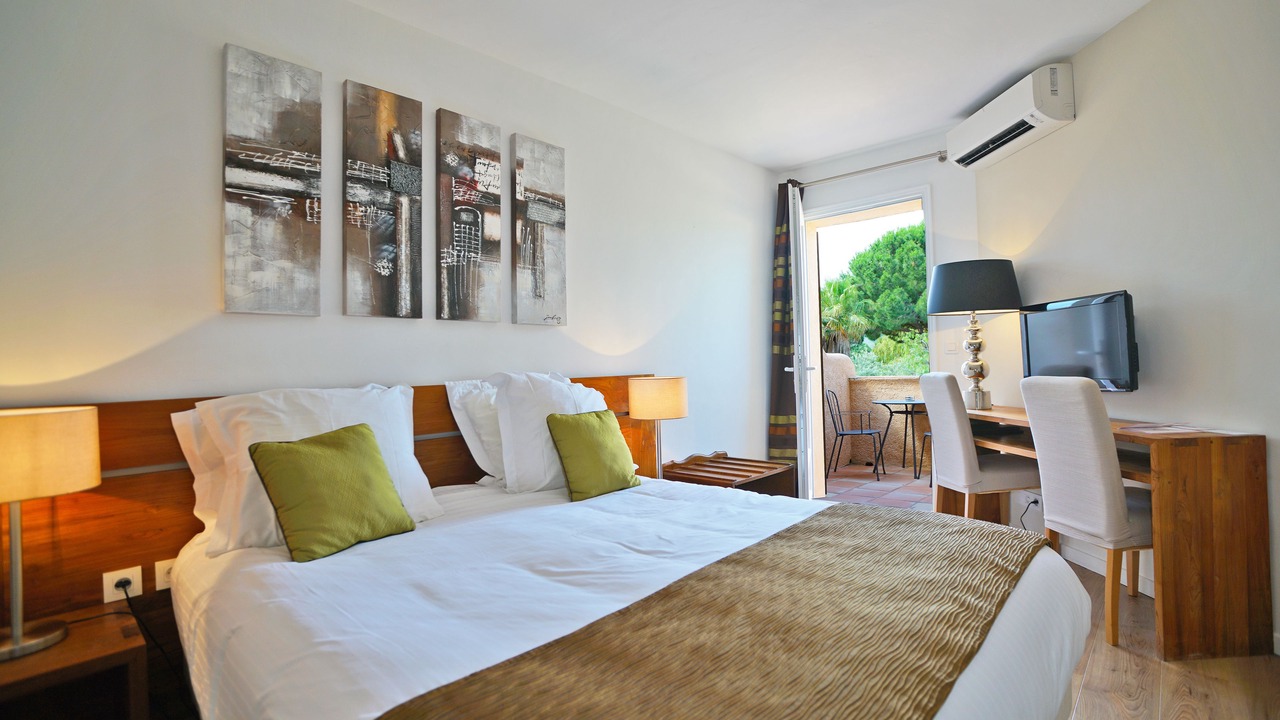 Photo of Bedroom in Cote d'Azur- French Riviera