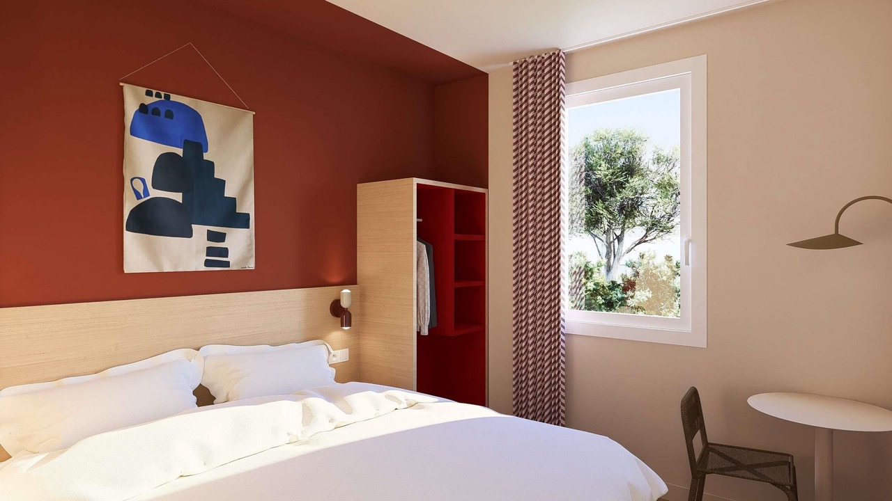 Photo of Bedroom in Prevessin-Moens