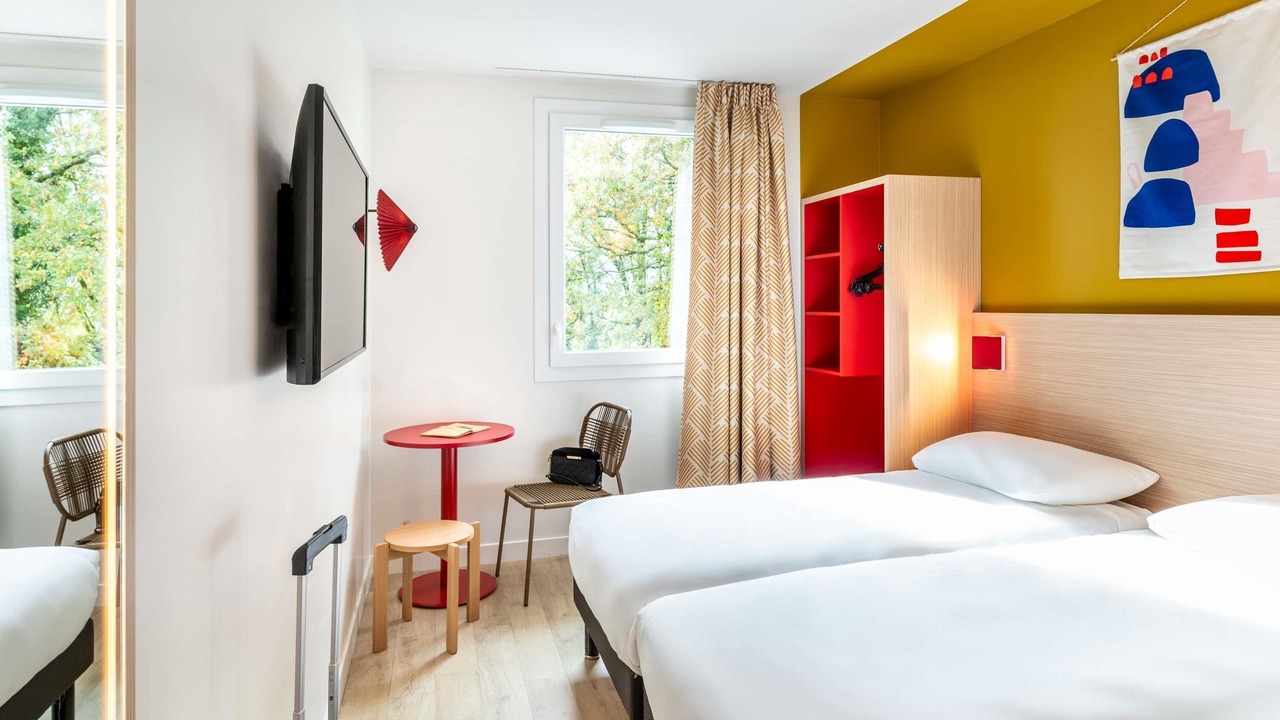 Photo of Bedroom in Prevessin-Moens