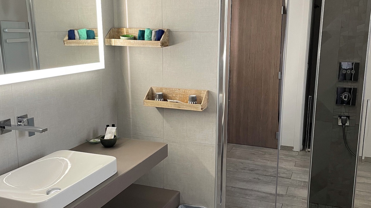 Photo of Bathroom in Le Lavandou