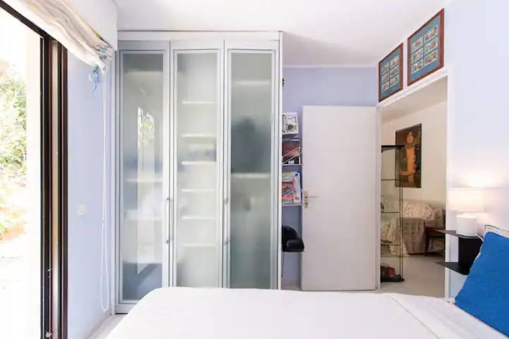Photo of Bedroom in Saint Philippe