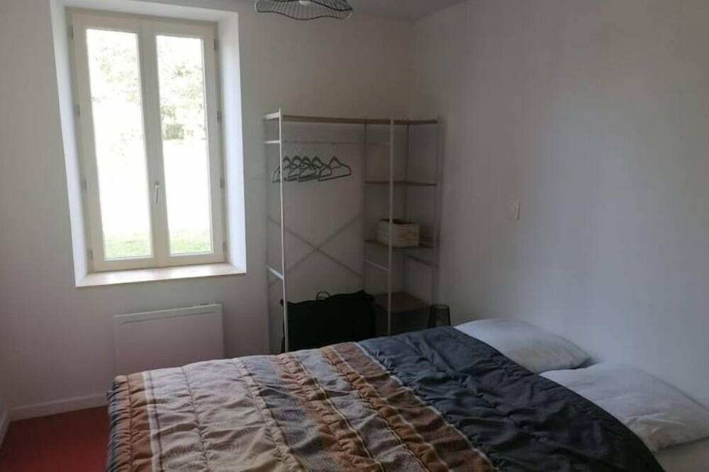 Photo of Bedroom in Dompierre-sur-Nievre