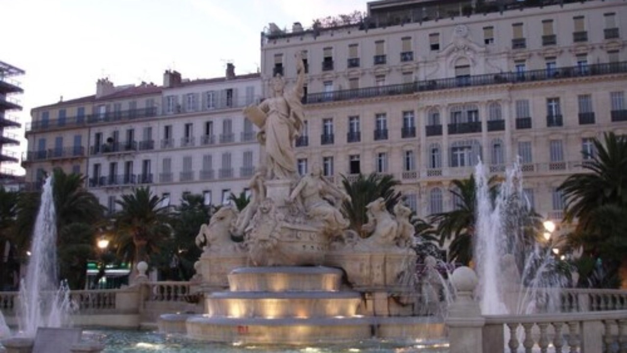 Photo of Buildings in Toulon