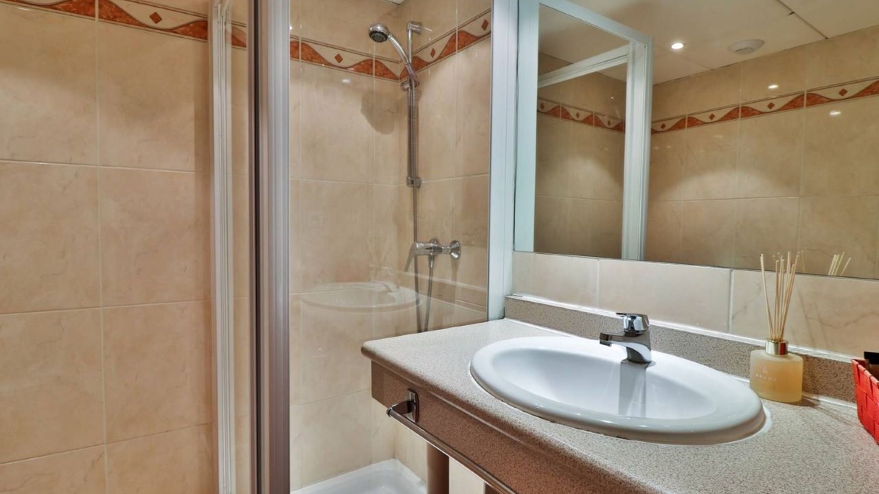 Photo of Bathroom in Thiers