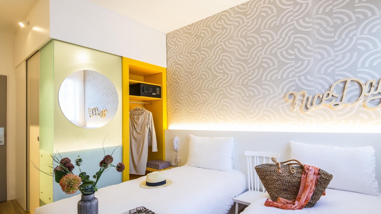 Photo of Bedroom in Saint-Laurent-du-Var