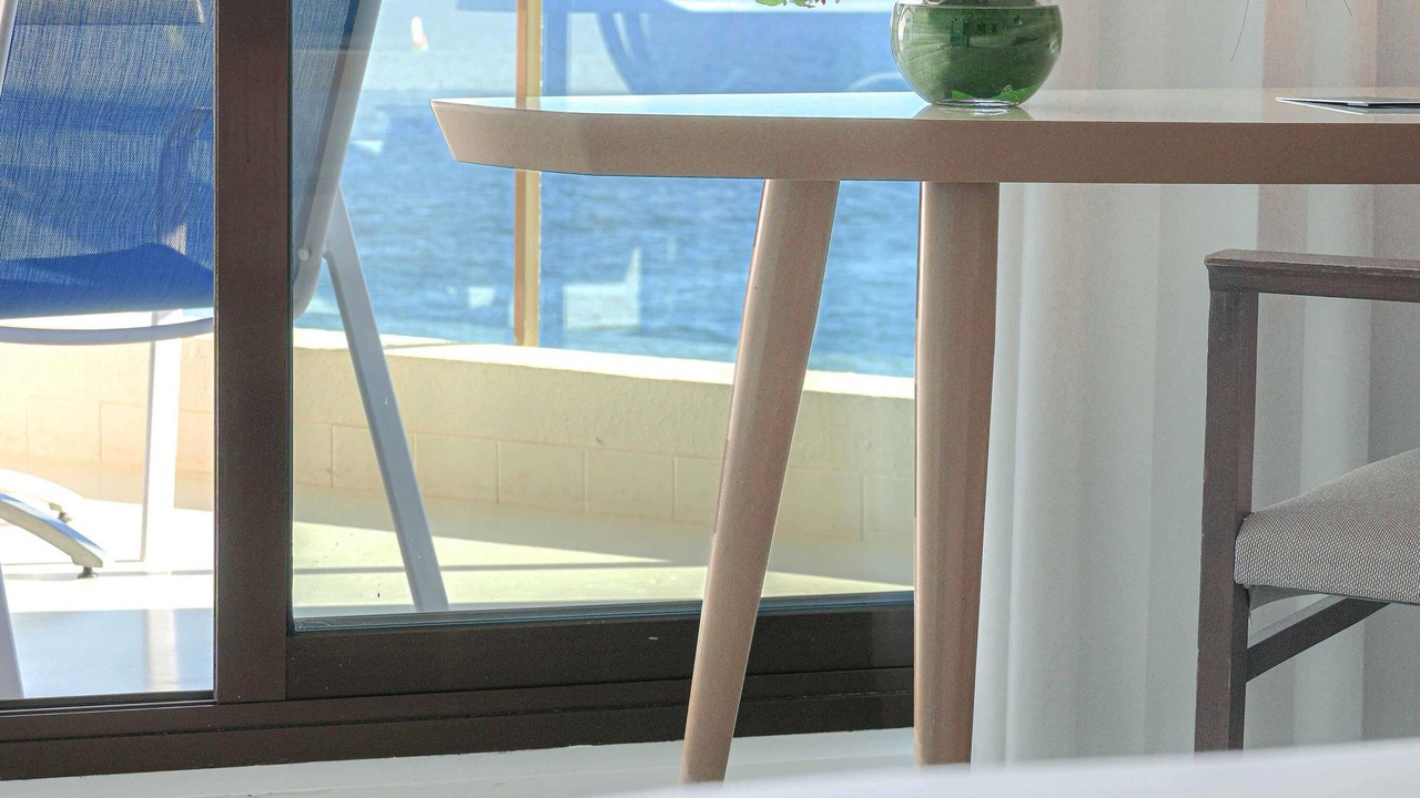 Photo of Bedroom in Mandelieu-la-Napoule Beach