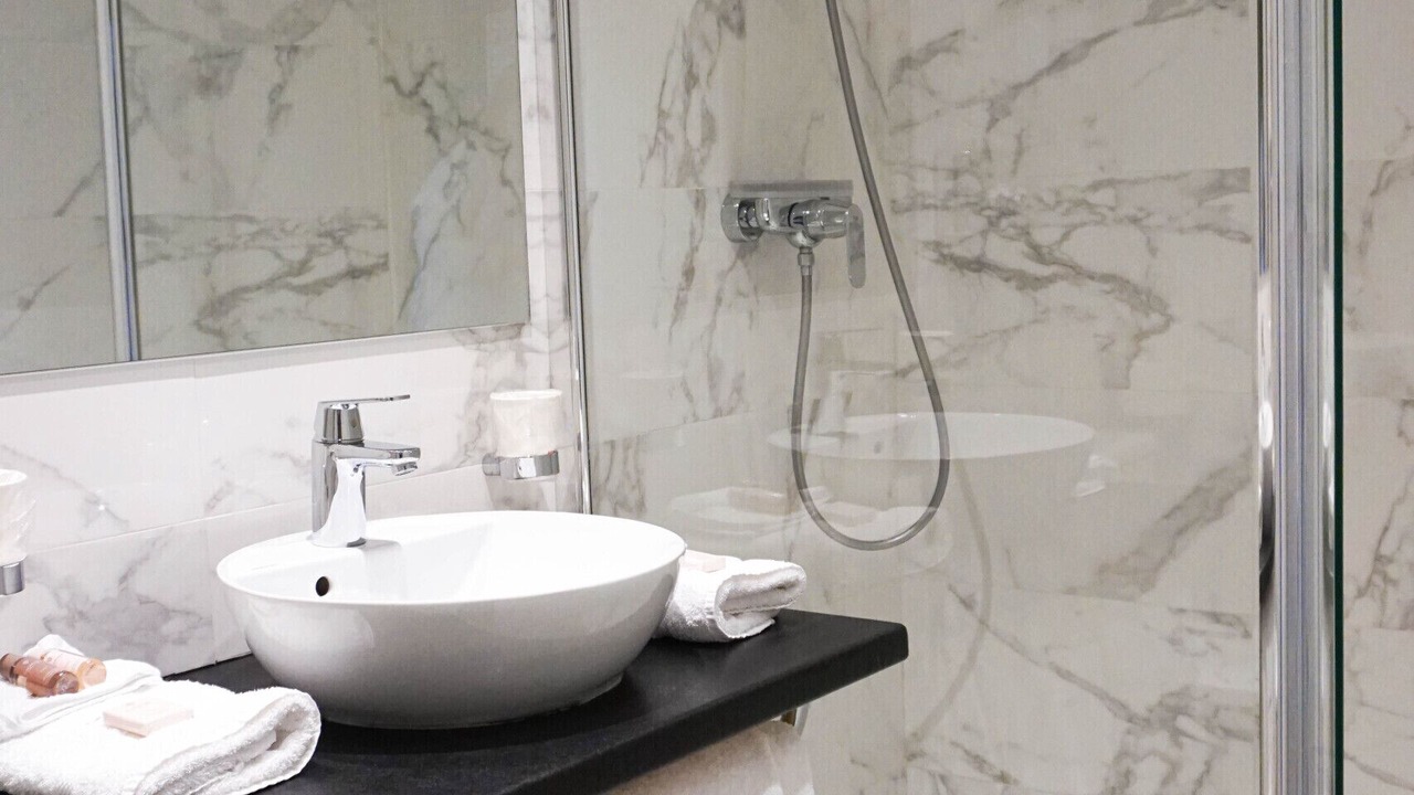 Photo of Bathroom in Cannes City Centre