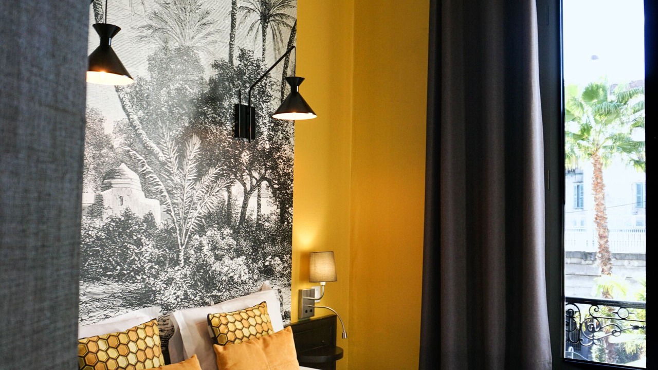 Photo of Bedroom in Cannes City Centre