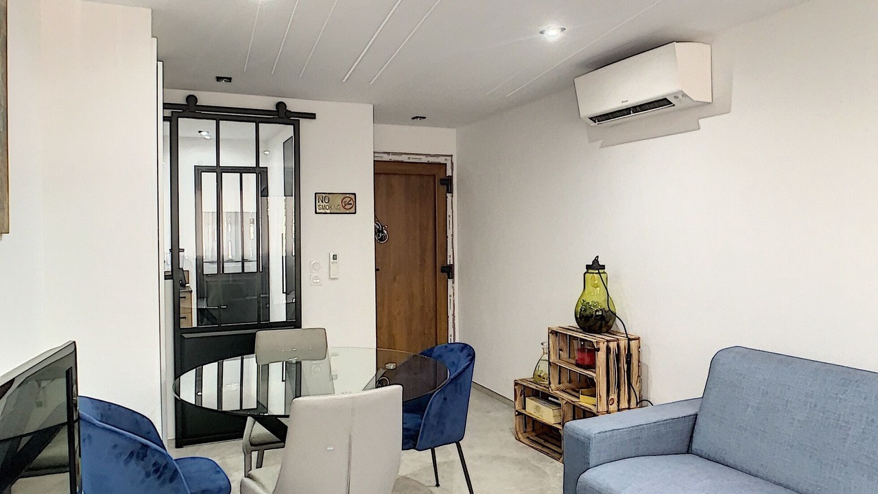 Photo of Livingroom in Le Mourillon