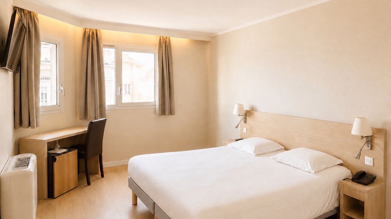 Photo of Bedroom in Antibes Old Town