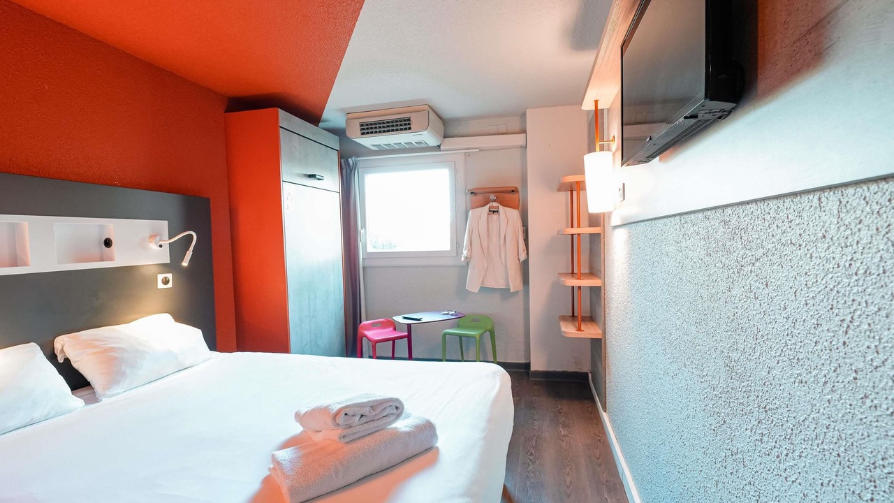 Photo of Bedroom in Opera