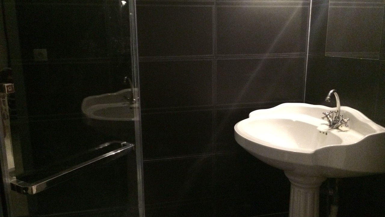 Photo of Bathroom in Varennes-Vauzelles