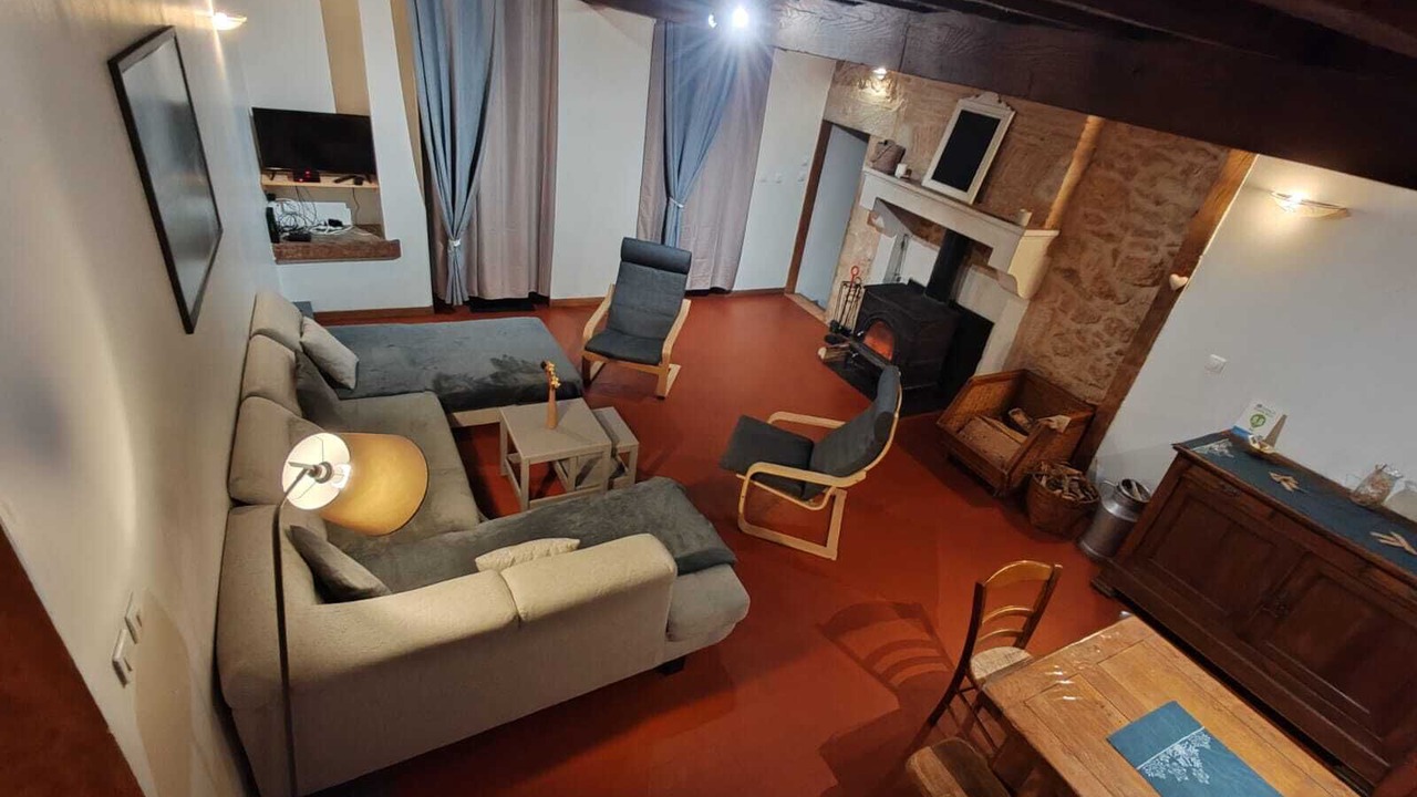 Photo of Livingroom in Crux-la-Ville